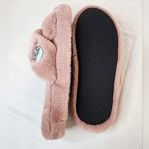 NWOT Dreamworks Embroidery Shrek Pink Slippers, sz 9.5 - Picture 10 of 11